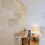 Les D'alienor-suite Acanthe Ferienhaus *