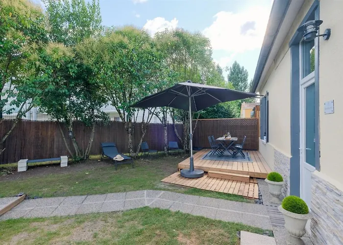 Les D'alienor-suite Acanthe Casa de Férias