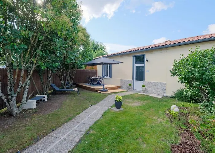 Les D'alienor-suite Acanthe Casa de Férias Pessac